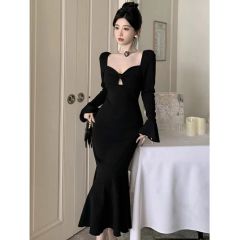 2025春秋新款黑色性感低胸長袖連衣裙收腰修身魚尾包臀打底禮服裙