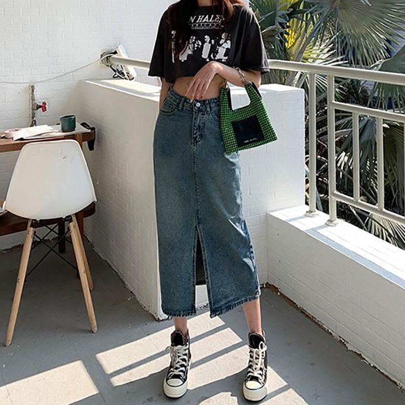 Personalized denim skirt for women in spring and summer Korean style high waist loose front slit A-line hip mid-length denim skirt
