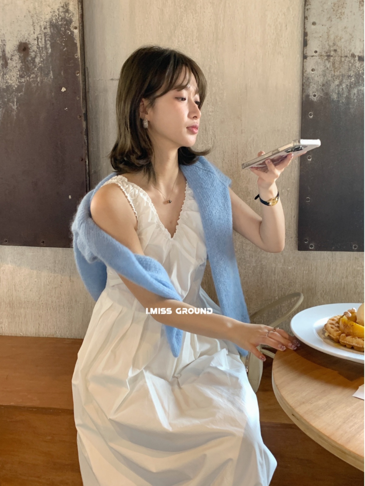IMISS韓系溫柔白月光無袖背心裙女2025年春季氣質顯瘦百搭連衣裙