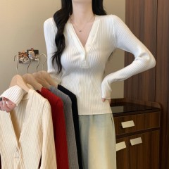 實拍 早春新款設計感小眾軟糯V領別致修身顯瘦氣質百搭針織衫