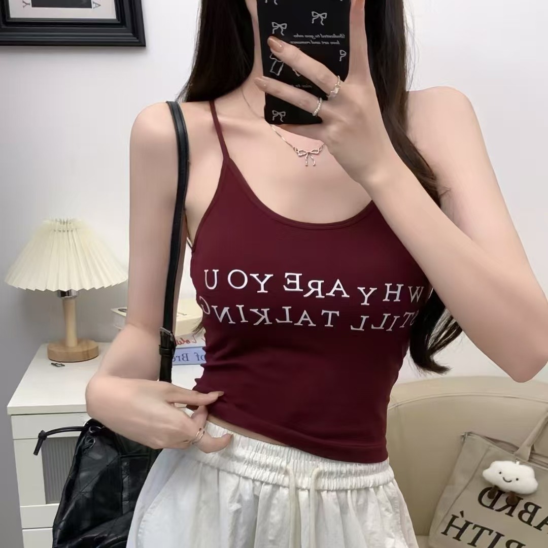 Wear a small suspender letter printed vest with chest pad tight waist and slimming versatile top