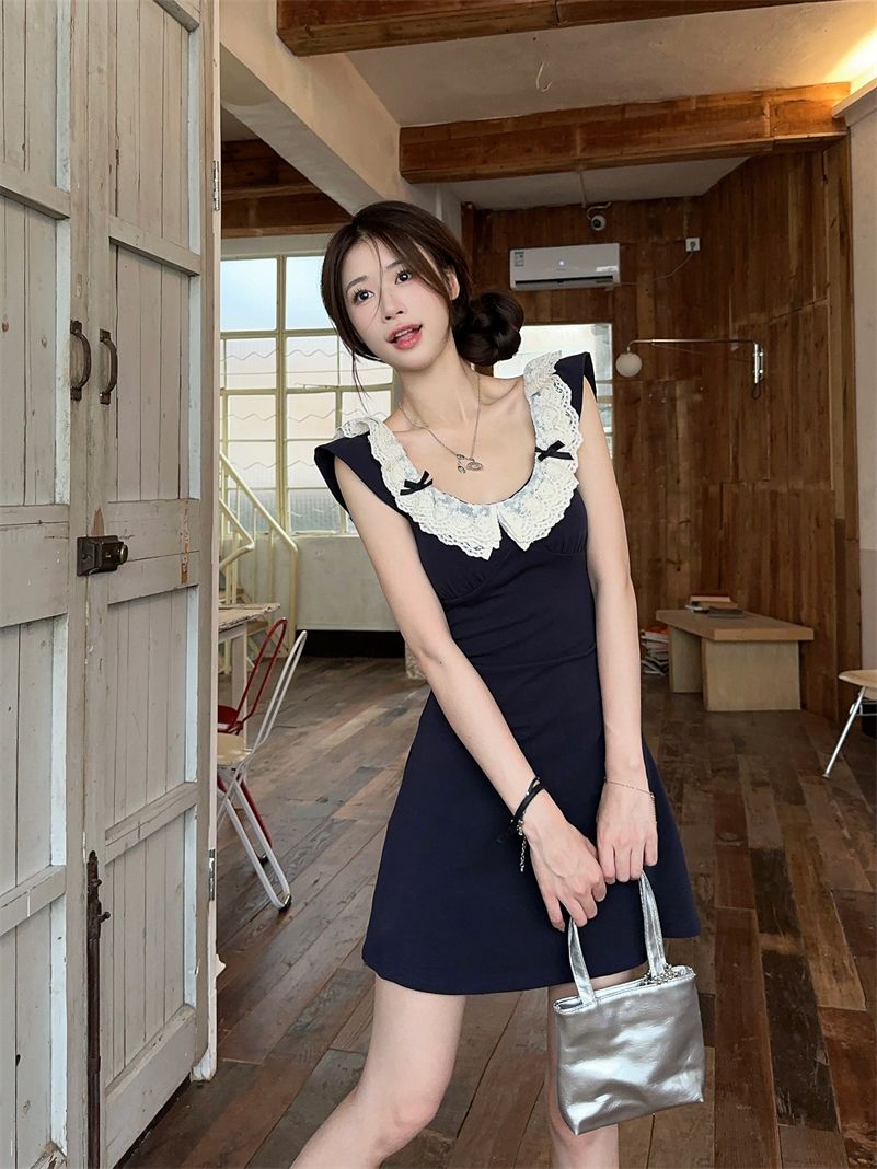 法式氣質蕾絲小飛袖連衣裙女夏季2025新款小個子顯高收腰包臀裙子