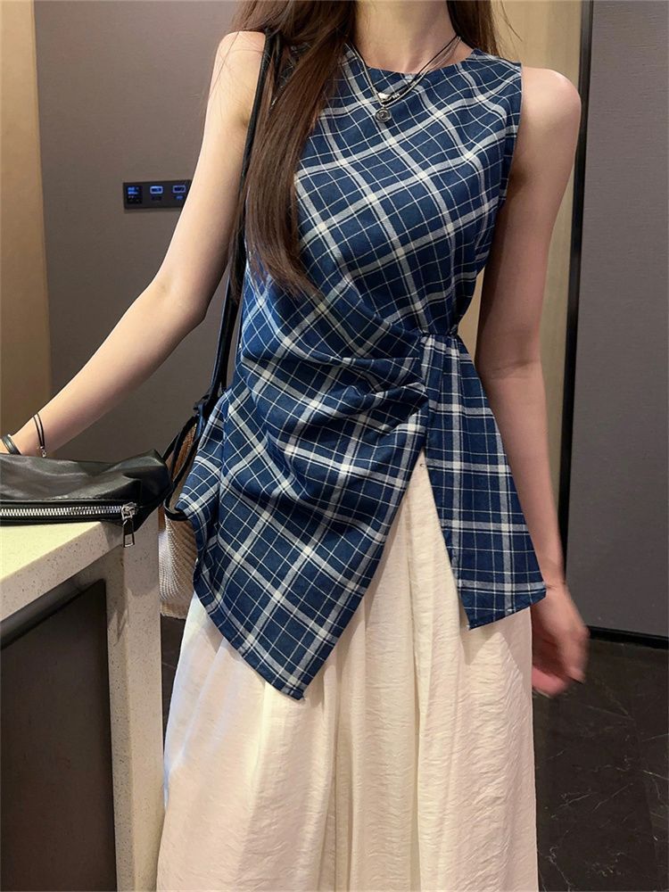 Design-sensual pleated blue plaid sleeveless vest for women in summer irregular slit versatile body slim and slim body fashion