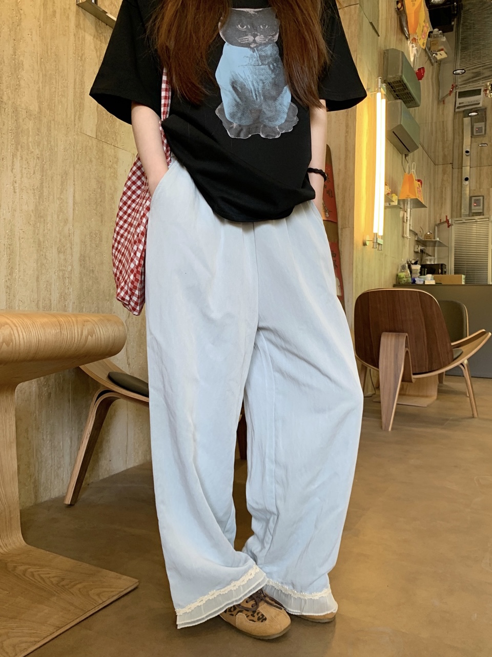 Real shot of the new design sense spliced ​​lace lace wide-leg pants high waist casual slim and versatile straight pants
