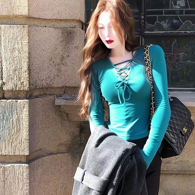 B064# Chic design niche hollow strap T-shirt for women with slim fit and beautiful long-sleeved top