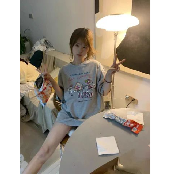 Fun cartoon printed short-sleeved T-shirt for women in early spring new lazy style casual oversize loose top