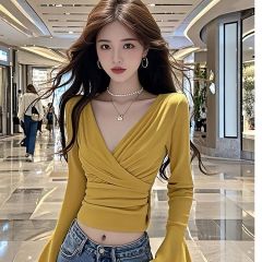 Cross-flared pleated design long-sleeved top for women's slim fit and beautiful T-shirt