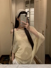Sunscreen blouse for women with unique and super good looking loose temperament hollow new top chic Korean knitted sweater