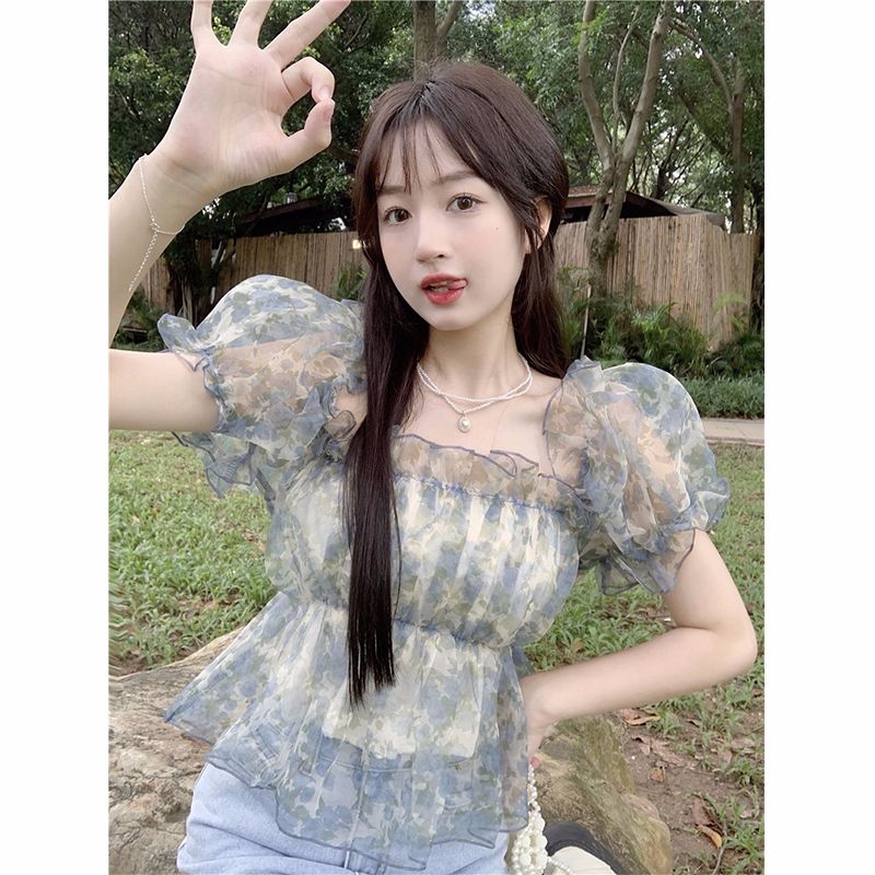 Sweet and sexy clavicle-exposed top for women in summer 2025 new hot girl one-shoulder design shirt for women
