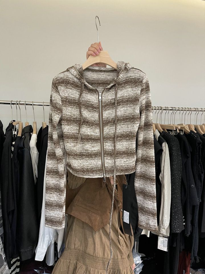 Original high-quality fabric contrasting striped long-sleeved hooded women's double zipper autumn slim knitted cardigan short top