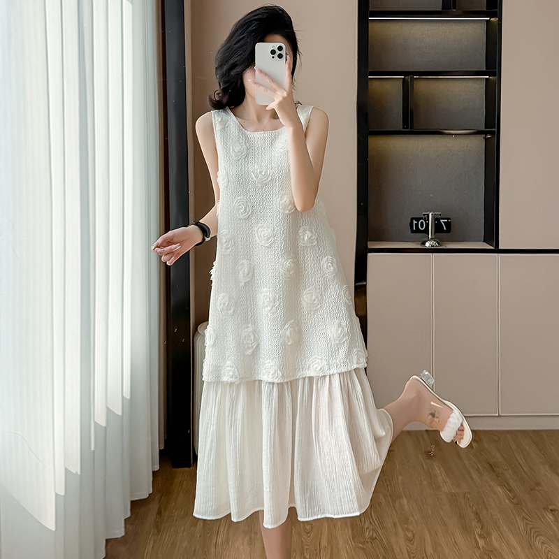 Dress for women in 2025 spring new style seaside vacation summer sleeveless strap skirt