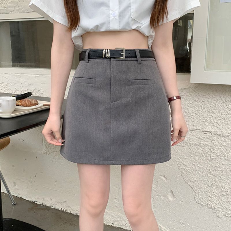 Slim and versatile hot girl suit skirt short skirt strap lining anti-exposure new 2025 summer new style