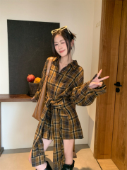 Design-sensual relaxed dress with lace-up waist striped shirt skirt