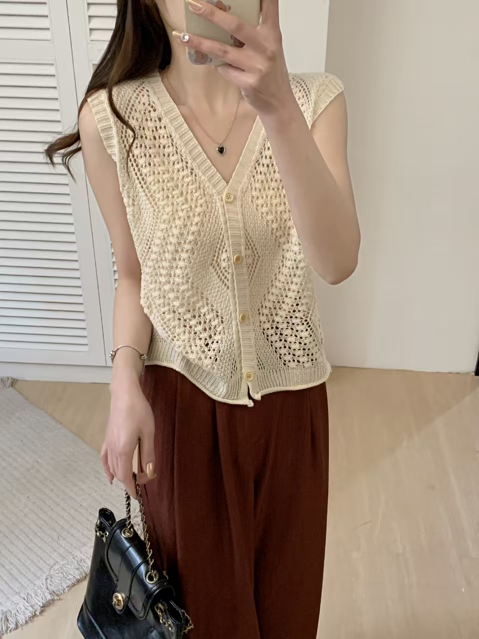 Women's 2025 Summer New High-End Knit Tank Top with Lace Detail, Stylish, Unique, Versatile Cardigan-style Top