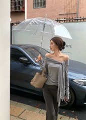 Real shot, fashionable and stylish retro one-shoulder top + high-waisted versatile trousers