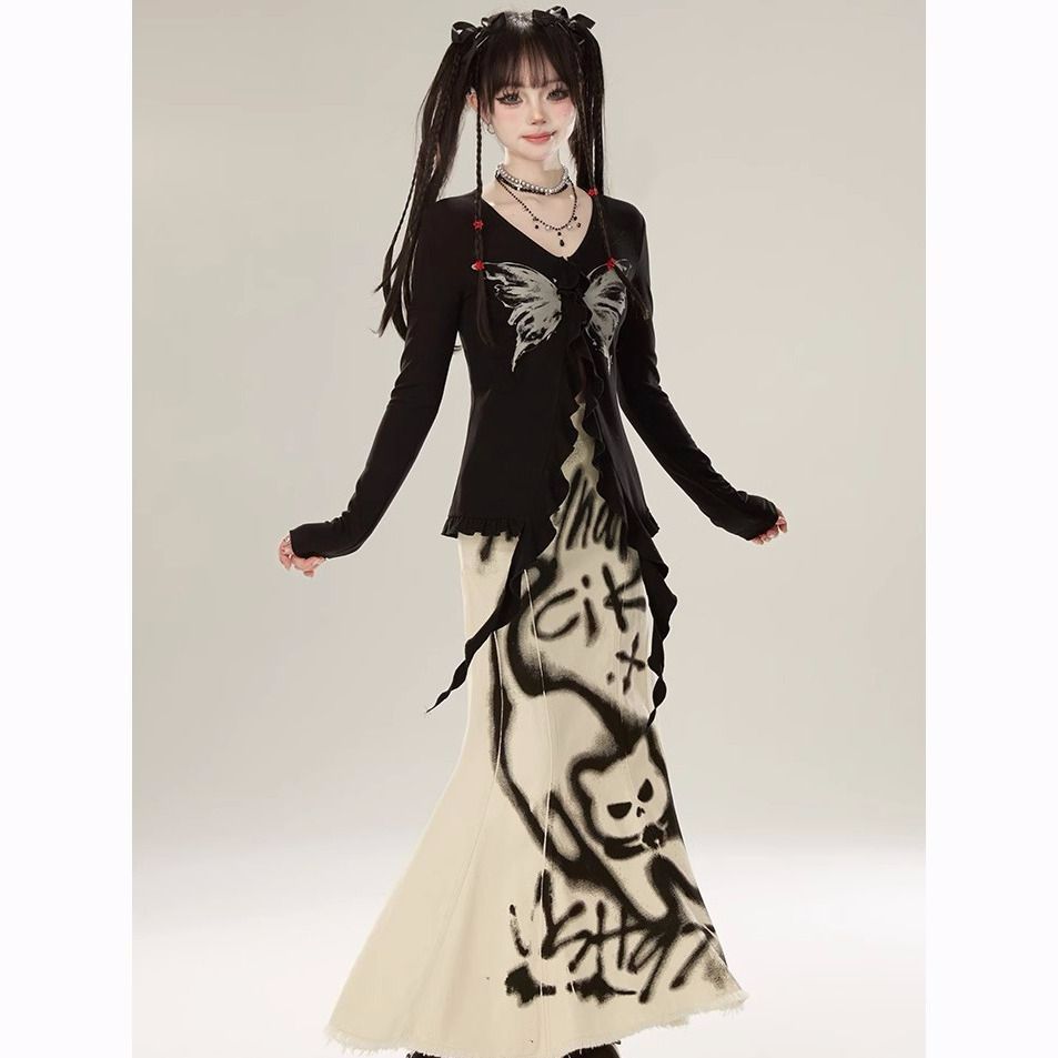 Hot girl V-neck butterfly printed long-sleeved T-shirt for women in autumn new streamers irregular slit bodywear