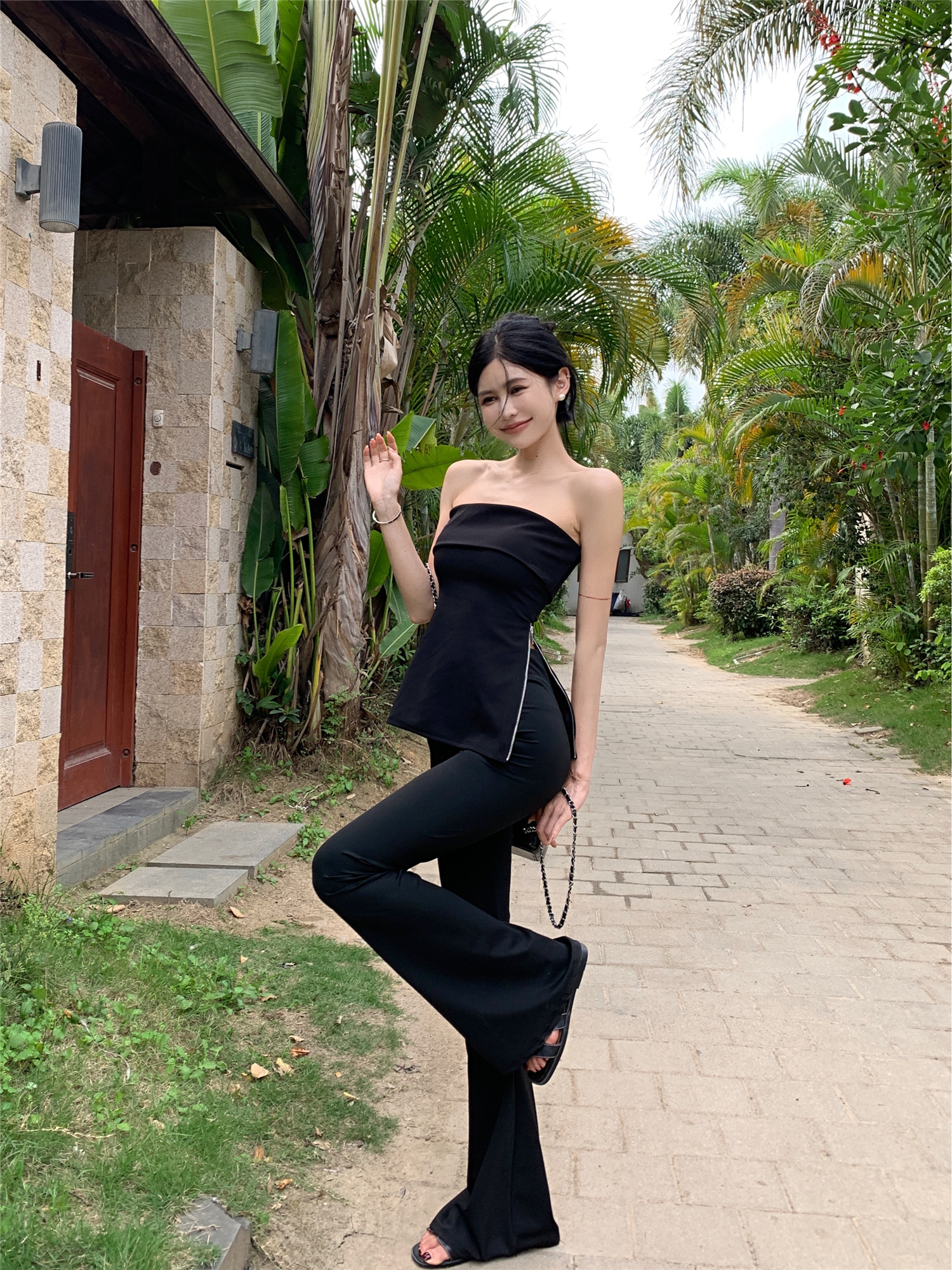 Real shot~ Strap-breasted one-shoulder top + high waist slimming and lifting hips outside wearing slightly yoga pants