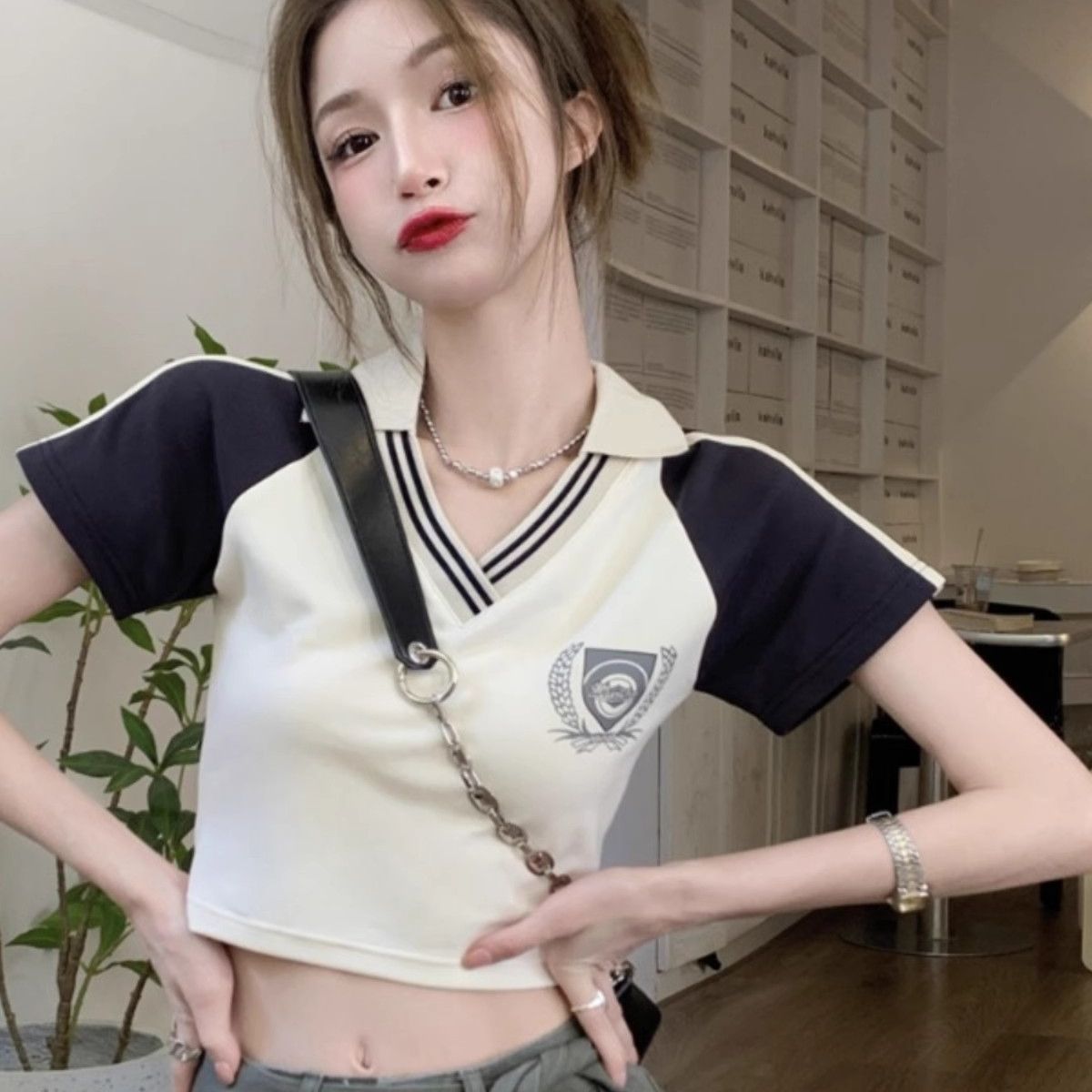 95 cotton 5 spandex quality summer polo shirt design niche slim short hot girl top