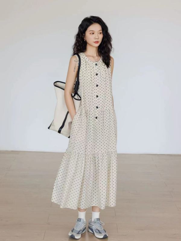 2025 spring and summer new polka dot round neck sleeveless loose lazy style dress A-line skirt vacation skirt