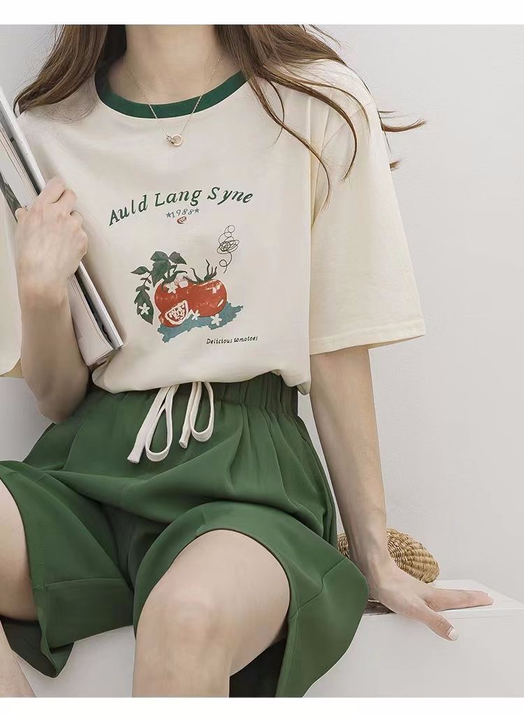 Short-sleeved women's new summer loose ins fashion T-shirt for female students' tops slim and versatile trendy