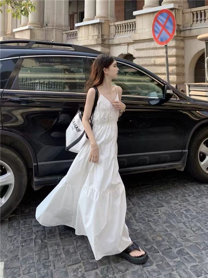 法式白色仙女裙吊帶裙海邊度假連衣裙女顯瘦夏季裙子小眾氣質長裙