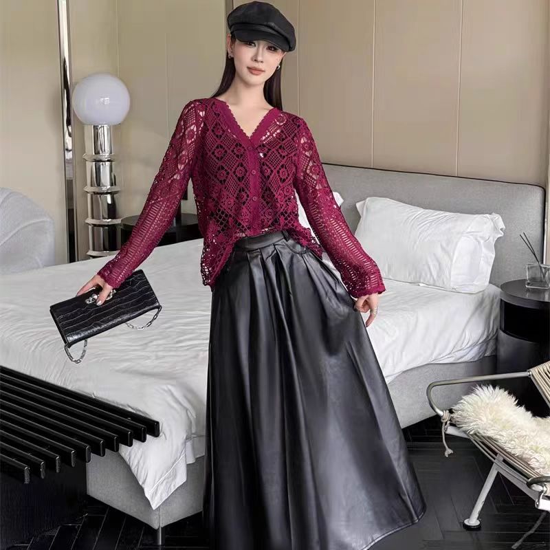 襯衫女蕾絲刺繡鏤空v領百搭2025秋新款內搭外穿氣質長袖打底上衣