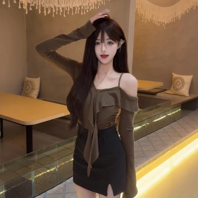 Original method of pure desire style one-shoulder ruffle long-sleeved T-shirt for women in early autumn slim and slim and off-shoulder top