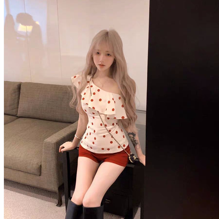 French ruffled polka dot off-shoulder shirt for women in summer slim irregular chic sleeveless sweet hot girl niche top