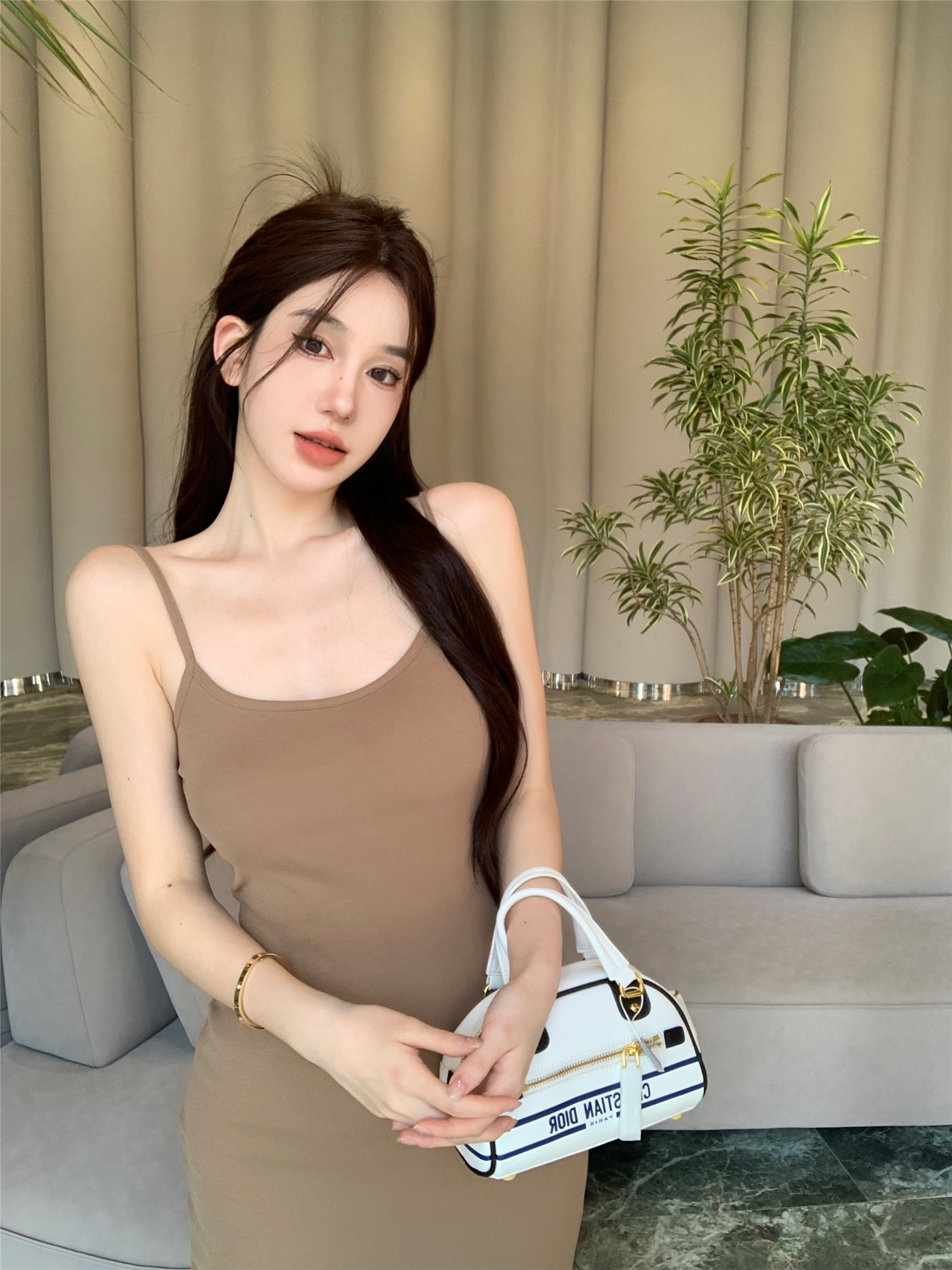 Real shot~ Pure sling long skirt with temperament, sexy slim hip-covering dress in spring and summer new style