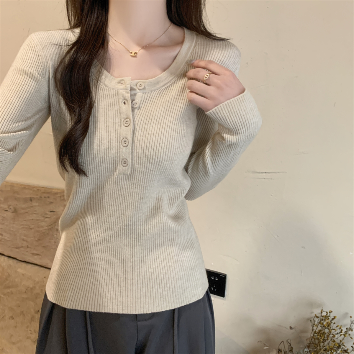 Real shot of spring Korean style, button slim and versatile 6 wool sweater base long-sleeved sweater for women