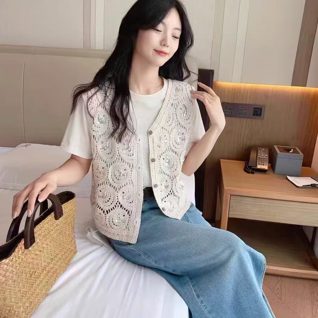 2025 Summer French Heavy-duty Lacy Hooked Spangle Knitted Outer Vest for Women Sleeveless Shawl Jacket