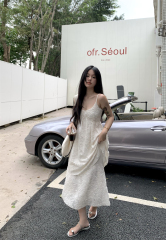 Real shot~Apricot color sweet tassel feather suspender dress V-neck slim and beautiful seaside vacation skirt