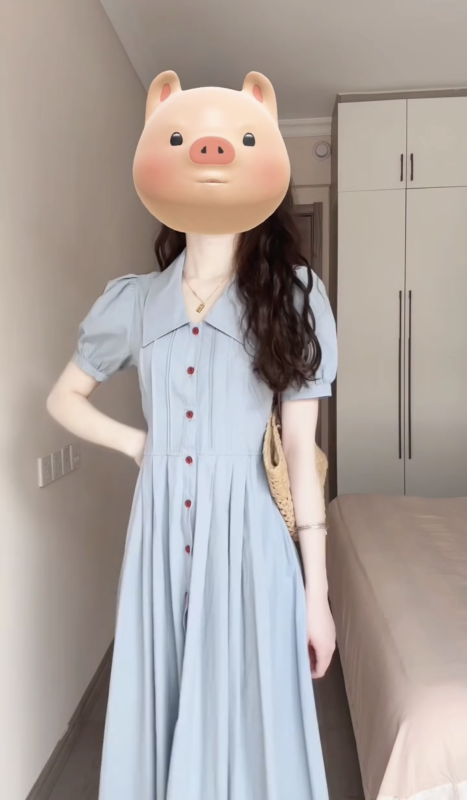 Fresh and age-reducing college style waist-hugging dress for women 2025 summer new commuter POLO neck skirt