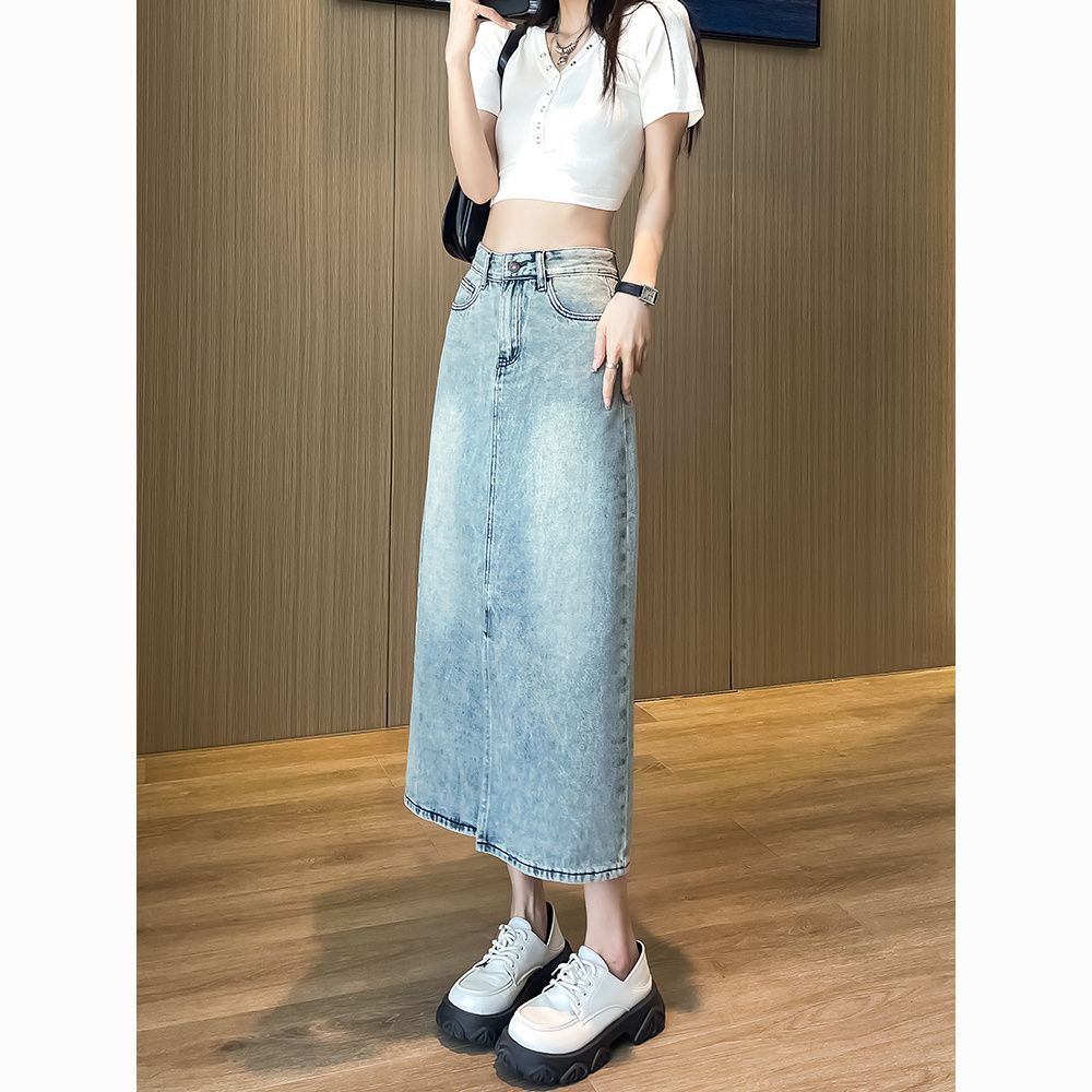 Light-colored denim skirt for women in spring and summer 2025 new high-waisted A-line fashion slim and slit mid-length skirt