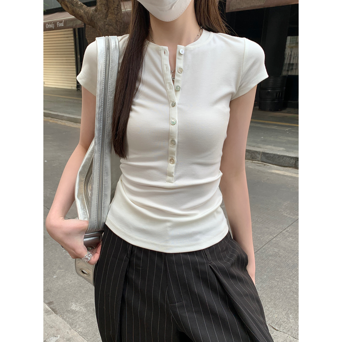Real shot of 2025 summer Korean version of slim and slim shell button design versatile short-sleeved T-shirt top