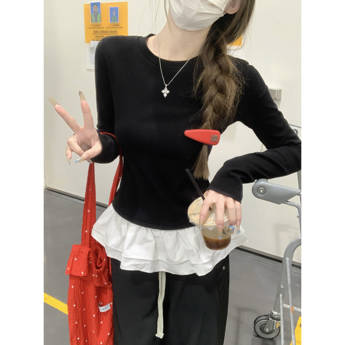 Real shot of spring Korean version contrasting color hem ruffled scribbling sweet long-sleeved T-shirt top for women