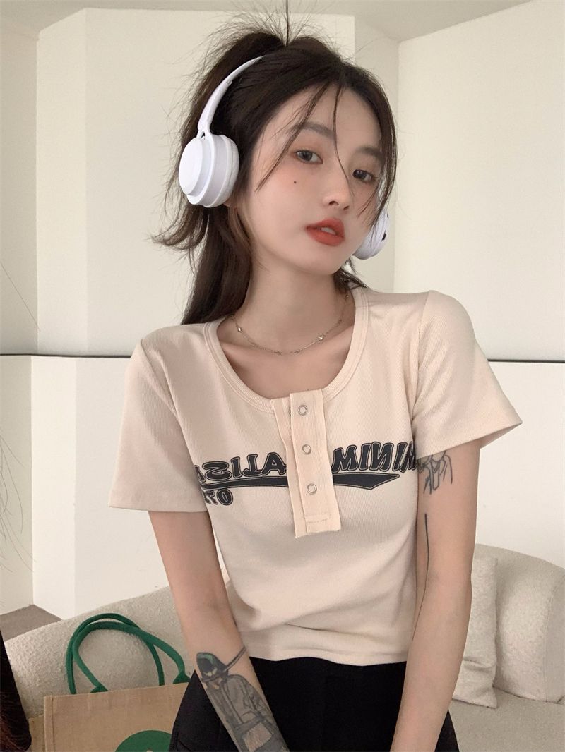 Sweet and spicy letter printed short-sleeved T-shirt for women's design niche and unique short slim top summer