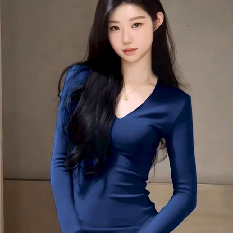 Fashionable and high-end inner layer base T-shirt top for women with slim fit and long sleeves