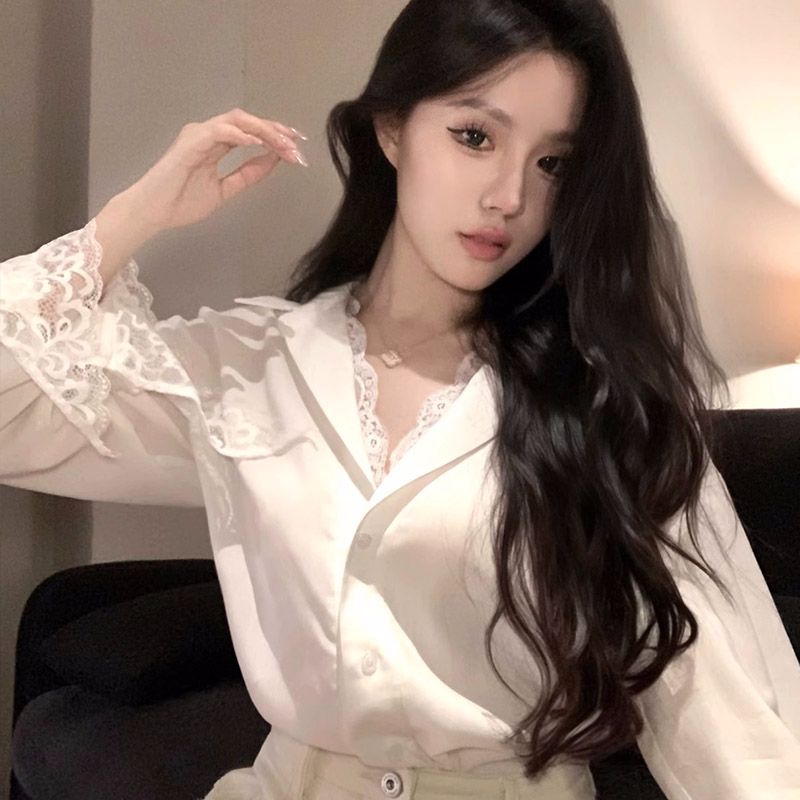 Spring and Autumn Lace Spliced ​​Fake Two-piece Mid-Long Shirt Loose and Lazy Long Sleeve Top for Women