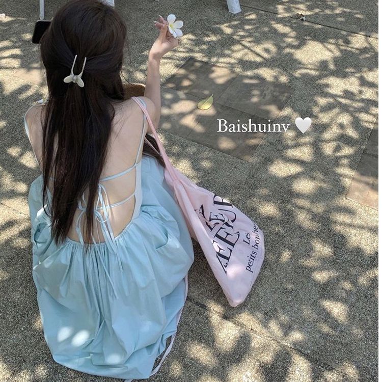 Backless suspender dress for women A-line waist-hugging fairy skirt backless pure A-line skirt seaside vacation hot girl long skirt
