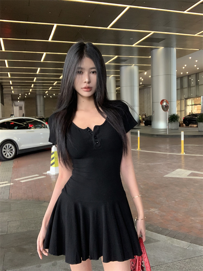 Real shot~2025 new pure ballet style square collar dress with sweet and hot girl temperament waist-hugging short skirt