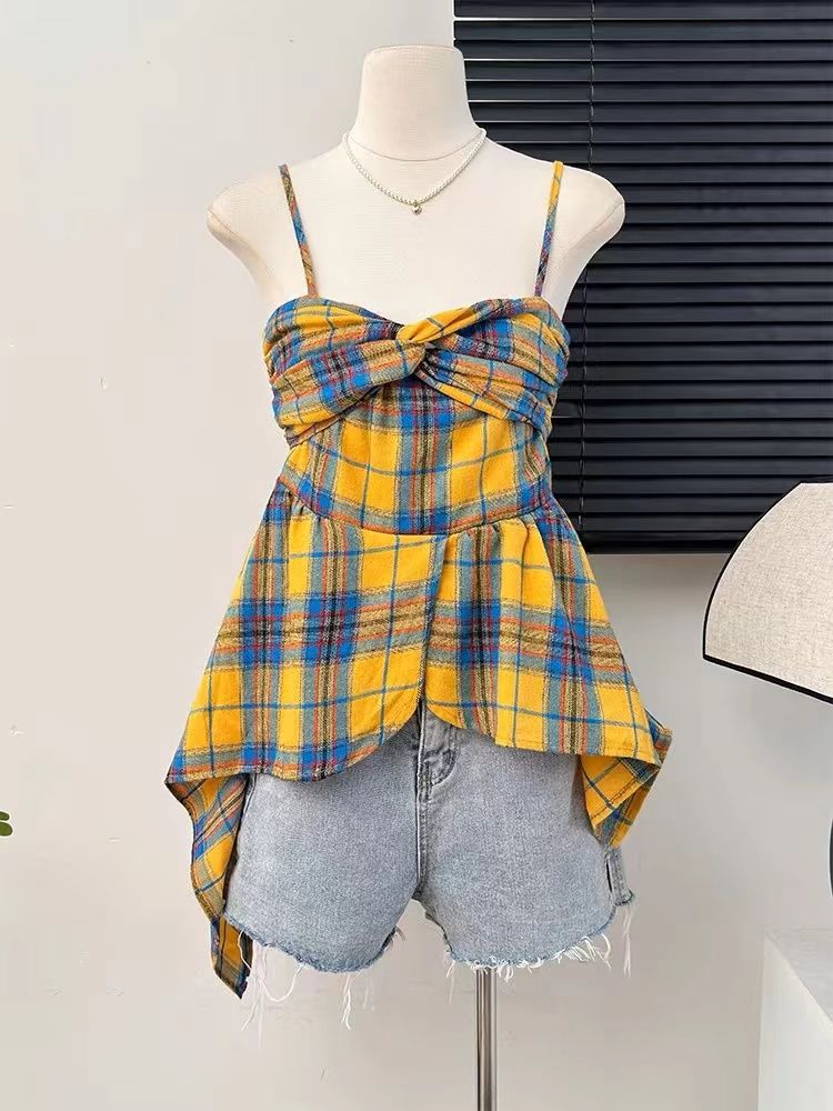 Original method of irregular kink contrasting color plaid suspender vest for women in summer pleated backrest chic top trendy