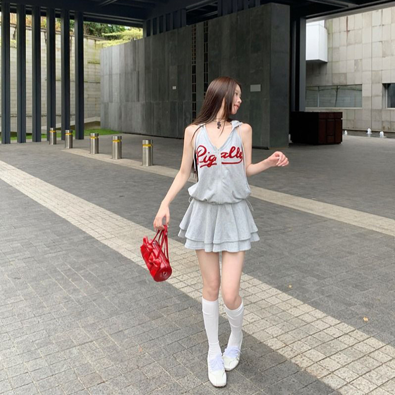 街頭辣妹灰色連帽無袖吊帶背心韓版夏季運動簡約2025短款T恤外衫