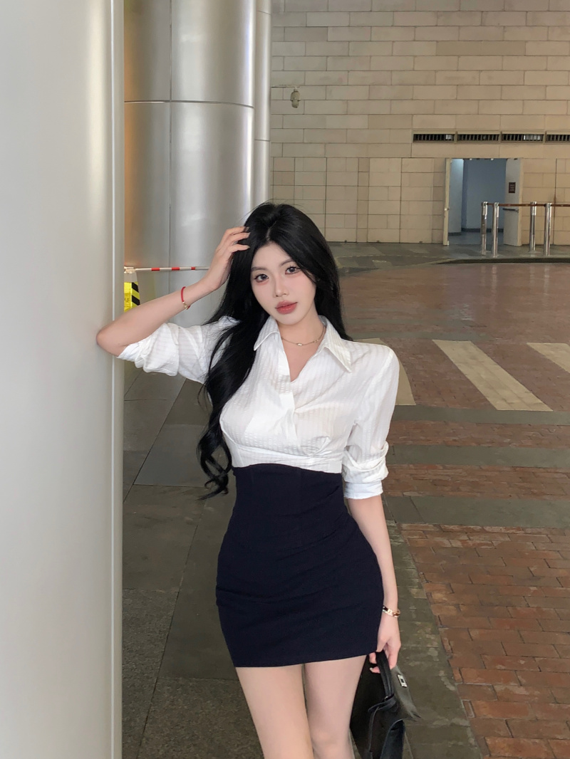 Real photos of Royal Sister's workplace sensual white shirt for women with long sleeves, slim body, clothes, hip short skirt suit