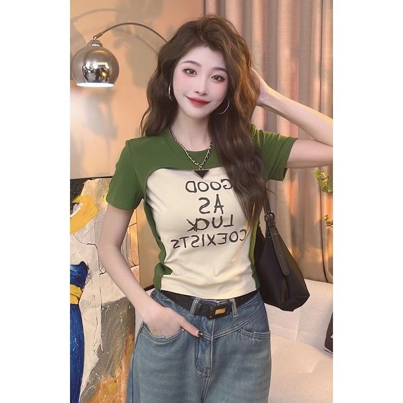 Short-sleeved T-shirt women's summer new contrasting color design makes them look slim and chic small shirt fashionable age-reducing top