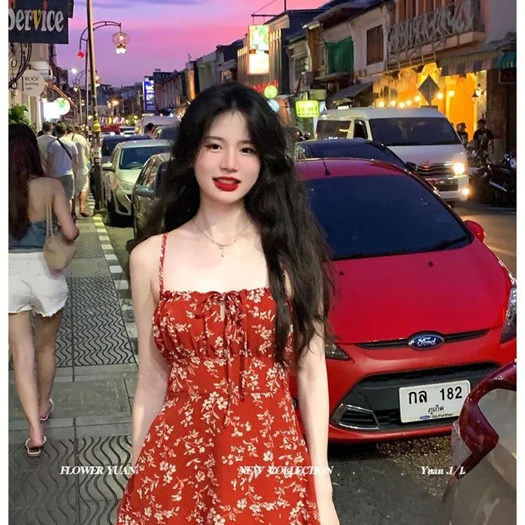 Flower Yuan Sang Zhi same style Phuket girl red floral suspender dress vacation hot girl style