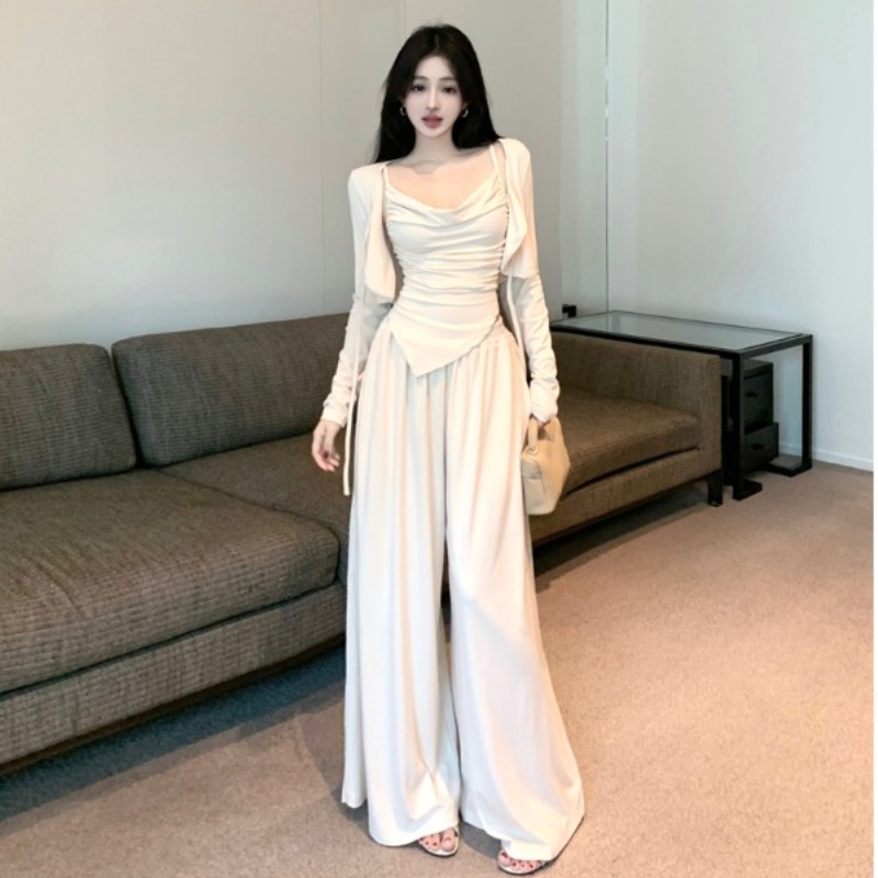 大碼胖妹妹高級感慵懶風不規則吊帶防曬開衫女秋季垂感闊腿褲套裝