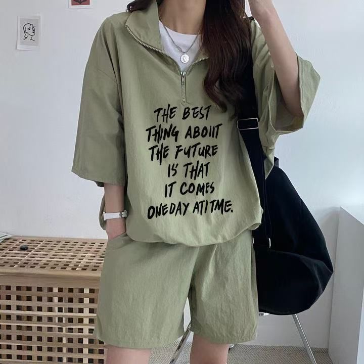Casual sportswear suit for women in summer 2025 new short-sleeved shorts campus style cute girl running two pieces