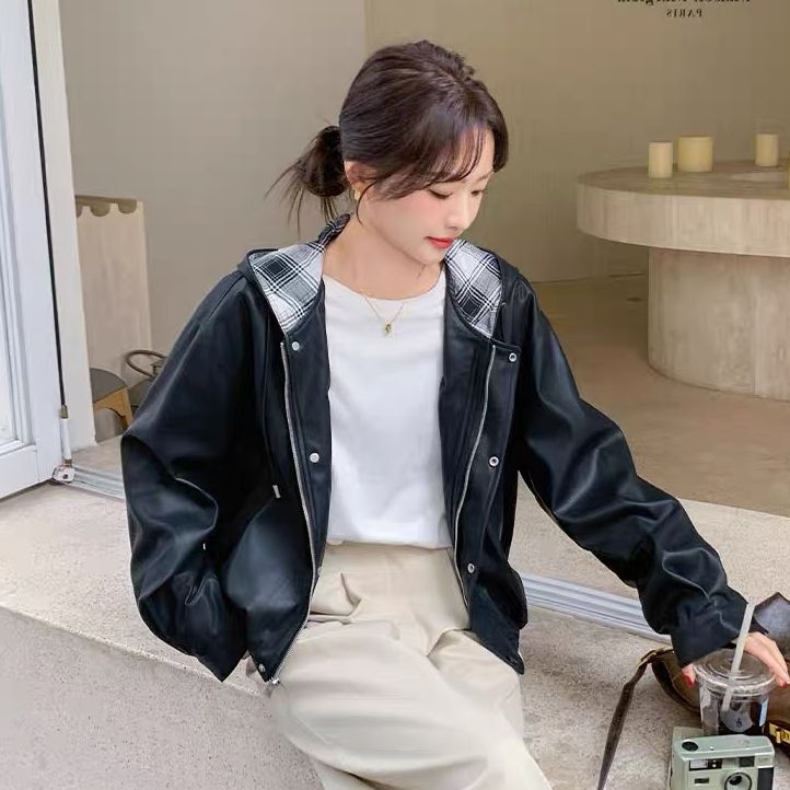 2025 New Black Hooded Leather Jacket Spring Loose Short Protein Leather Biker Jacket Top