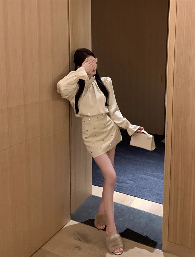 Spring puff sleeve shirt high-end suit for women's popular skirts for hip-packing half-body skirt two-piece set